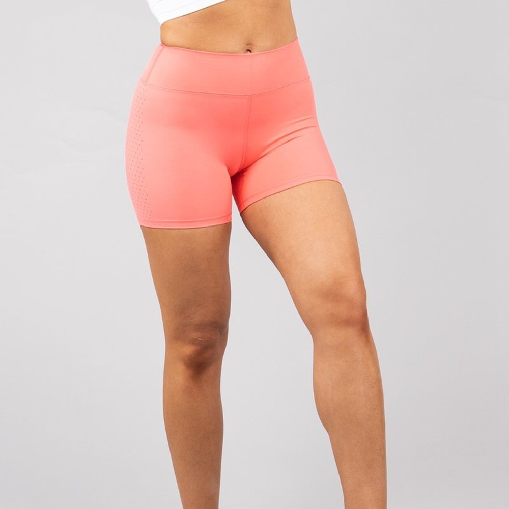 💚FINAL OFFER💚 NWT Coral BuffBunny Allure Shorts